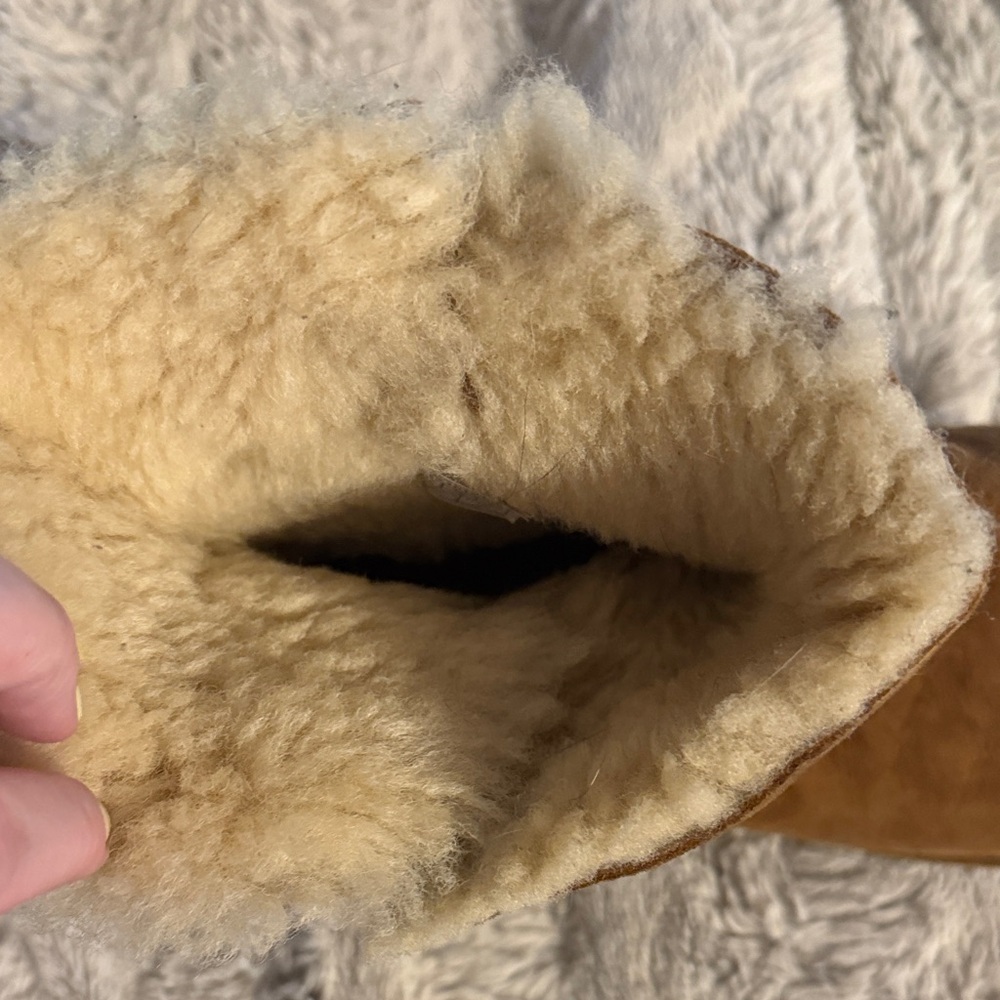 UGG Brown Shearling Winter Boots - Picture 5 of 6